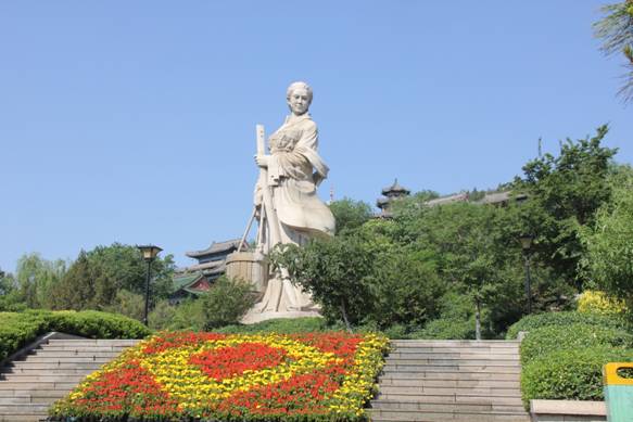 颜文姜.JPG