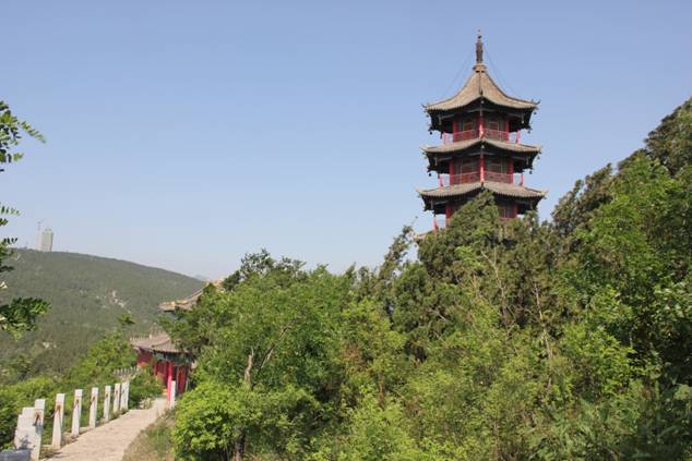 峨眉山公园.JPG